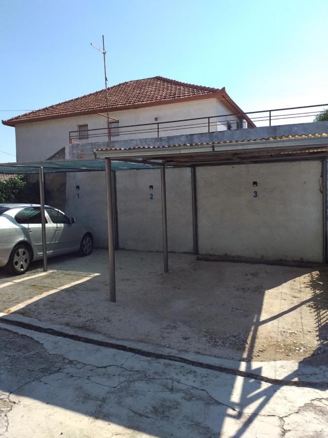 ביוגראד נה מורו Apartments Jelicic מראה חיצוני תמונה